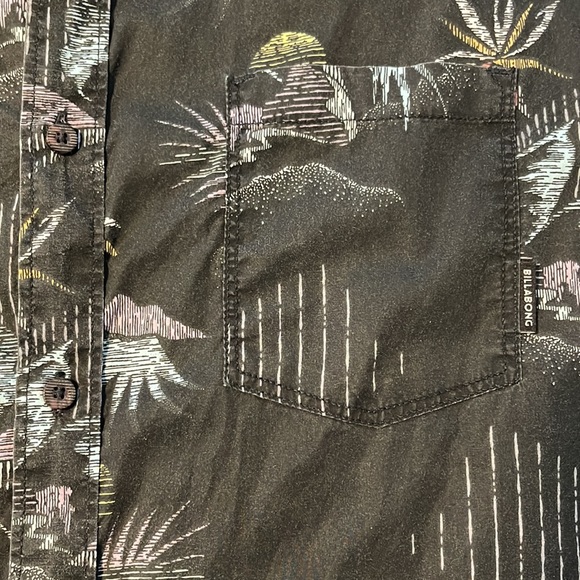 Billabong Mens XL Button up - Picture 2 of 3